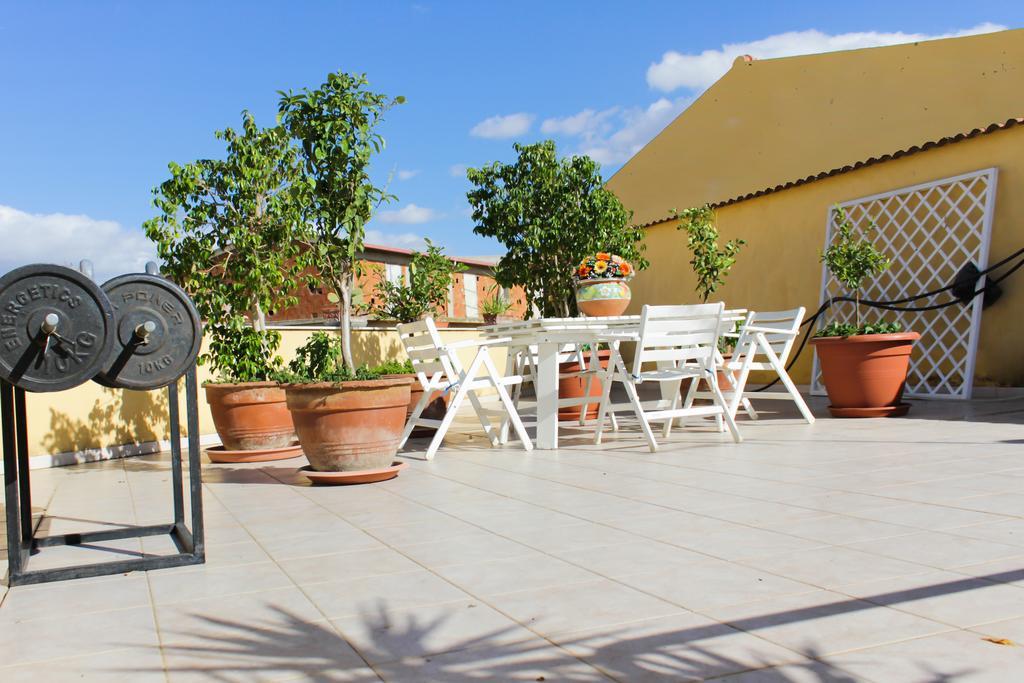 Bed And Breakfast Agrumi In Terrazza Aragona Exterior photo